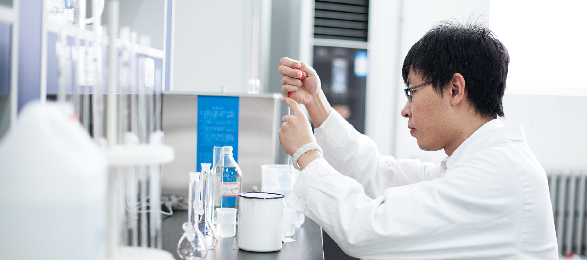 超純透析液體及設(shè)備供應(yīng)商